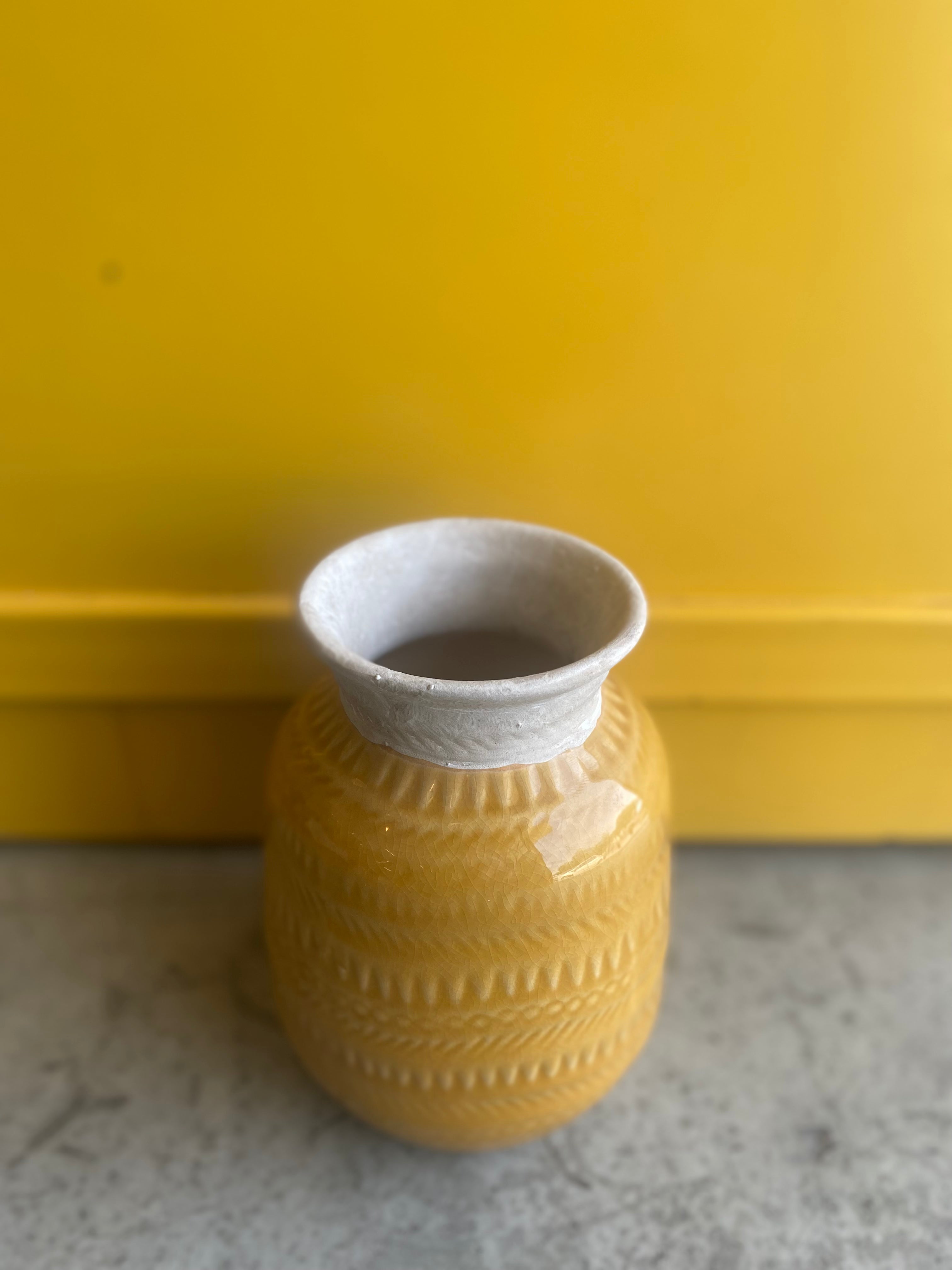 Vase Ceramic Yellow فازا
